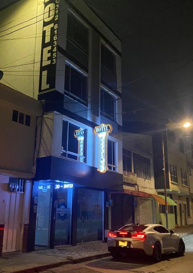 Hotel Cafe Estrella Armenia  Bagian luar foto