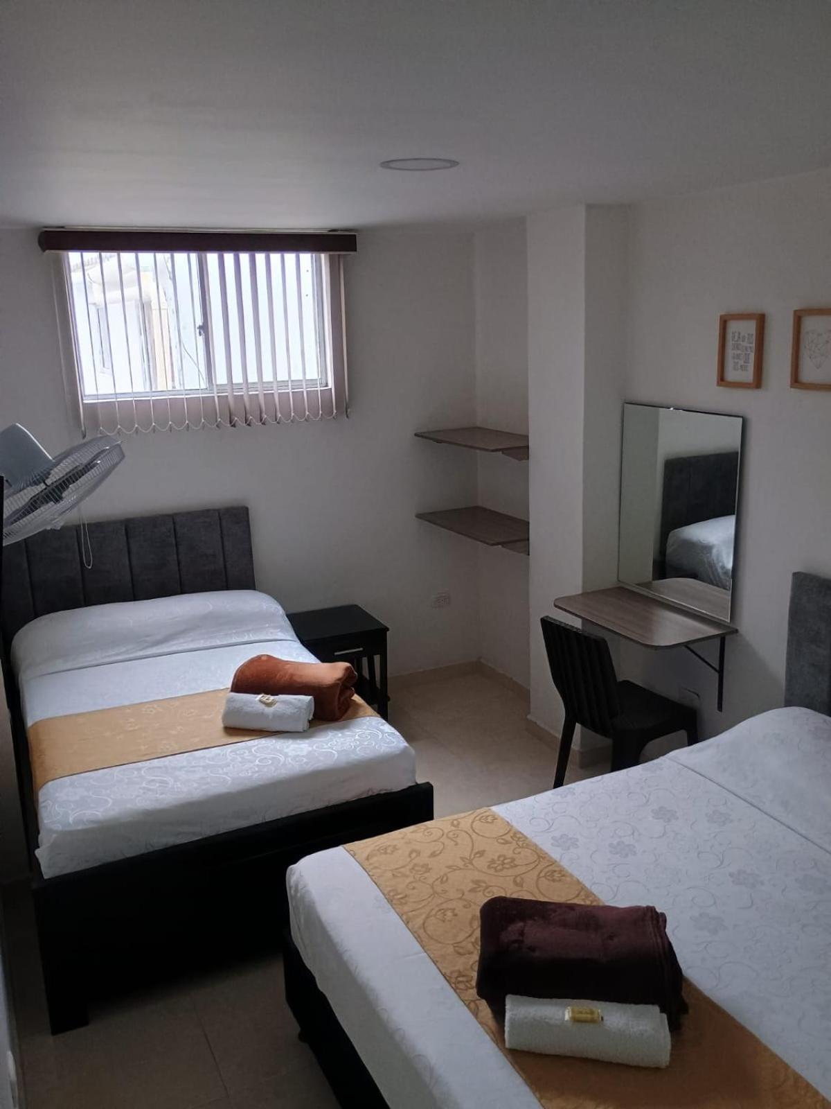 Hotel Cafe Estrella Armenia  Bagian luar foto