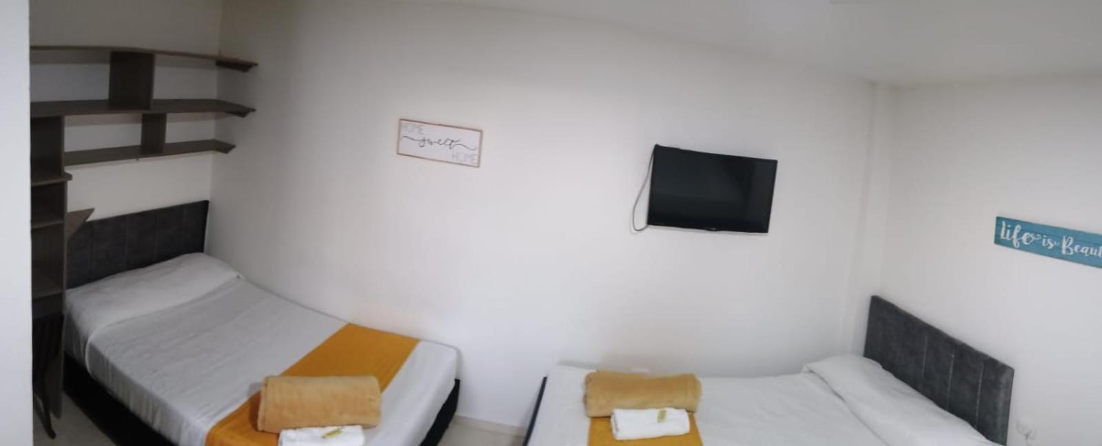 Hotel Cafe Estrella Armenia  Bagian luar foto