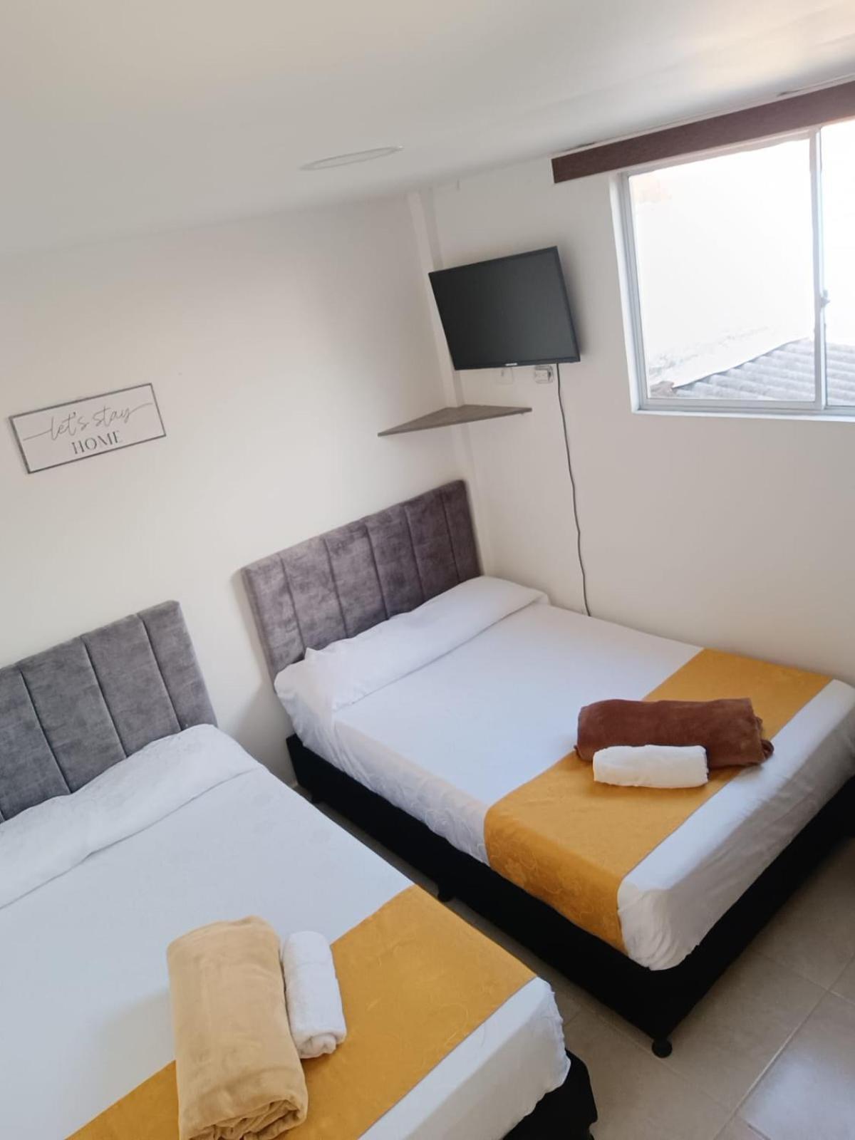 Hotel Cafe Estrella Armenia  Bagian luar foto